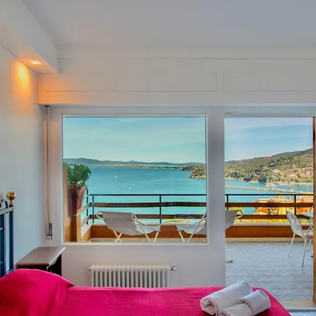 아파트 Porto S. Stefano Stunning View 포르투산투스테파노